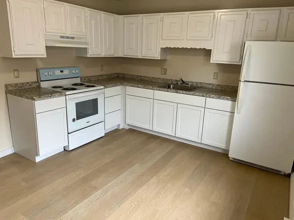 Stone Bridge Apartments, 131 Macarthur Ave #45cfa63a6, Cobleskill, NY 12043
