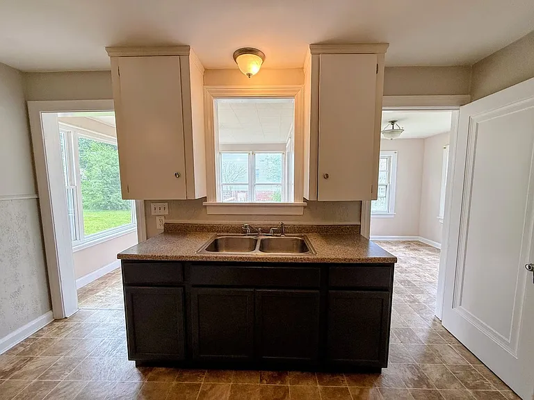 3034 12th St NW — Photo 8