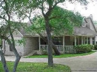 9335 Gloxinia Dr, Garden Ridge, TX 78266