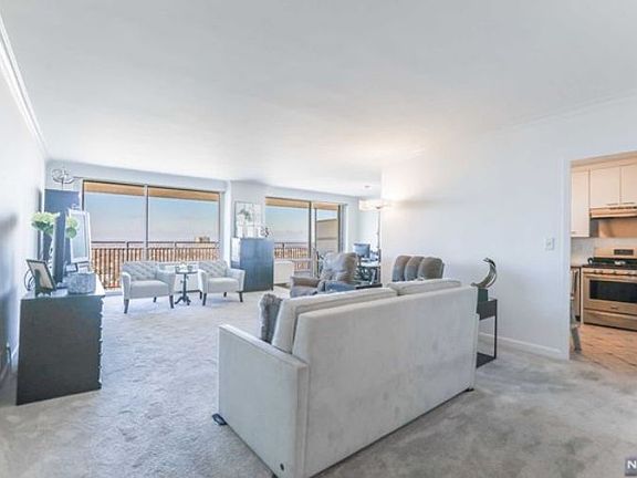 3rd image of 1530 Palisade Ave APT 19-N