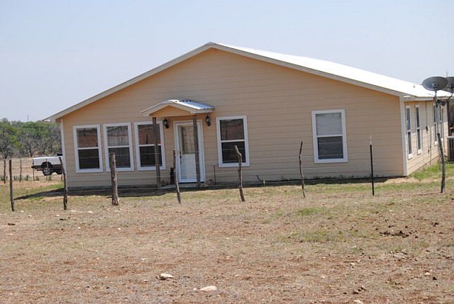 1st image of 2798 Highway 783