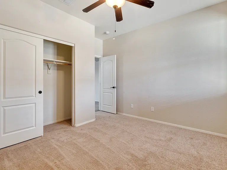 3557 E Odessa Dr — Photo 10