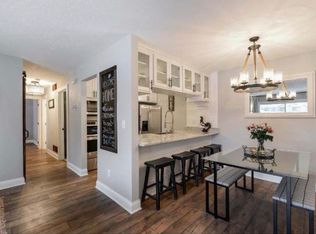 4502 Cinnamon Ridge Trl #A, Eagan, MN 55122