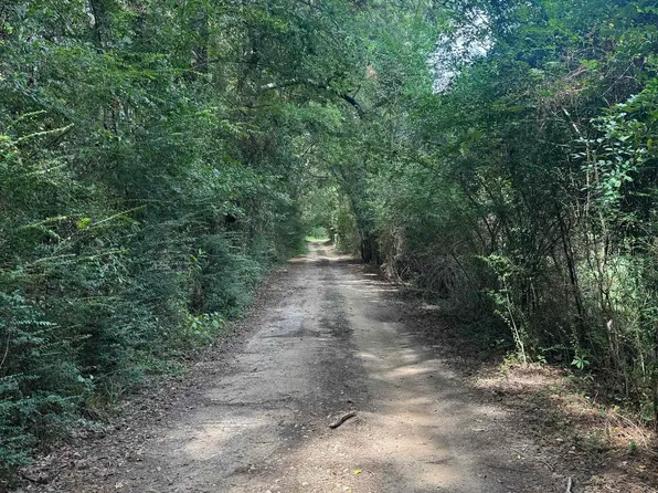 1748 Fm 1252 W, Kilgore, TX 75662