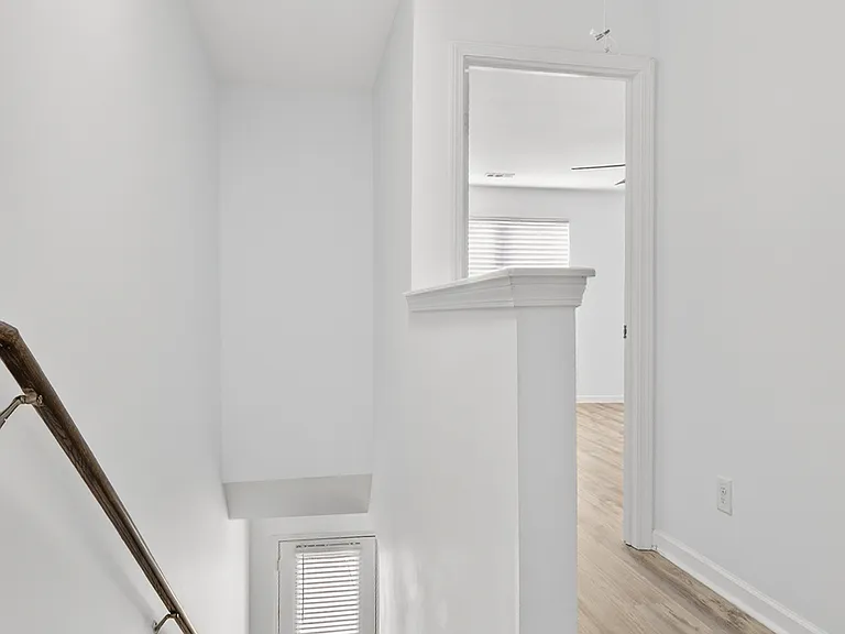 147 Ofner Dr — Photo 12