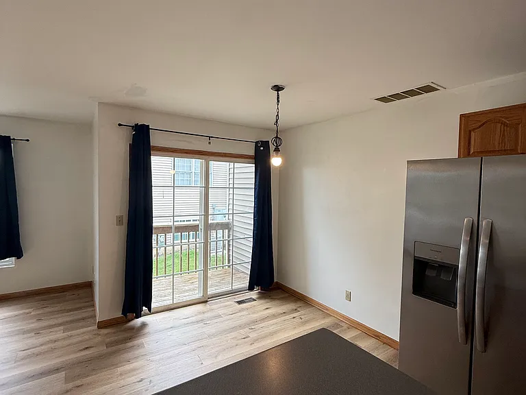 532 S Peace Rd — Photo 4