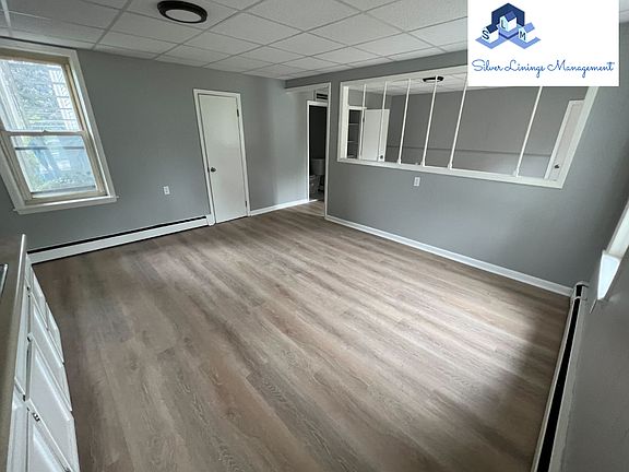 3rd image of 490 Hartford Pike APT 3