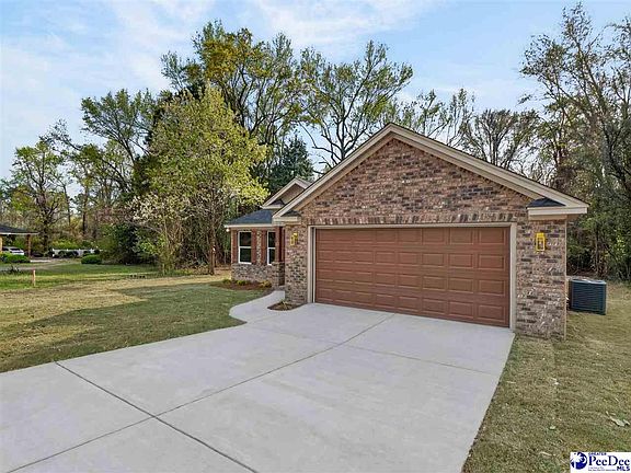 5th image of 32 Harrell Rd