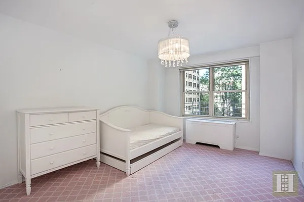 Sold by Halstead Real Estate | media 18