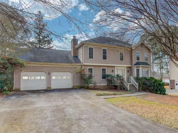1263 Summit Chase Dr, Snellville, GA 30078