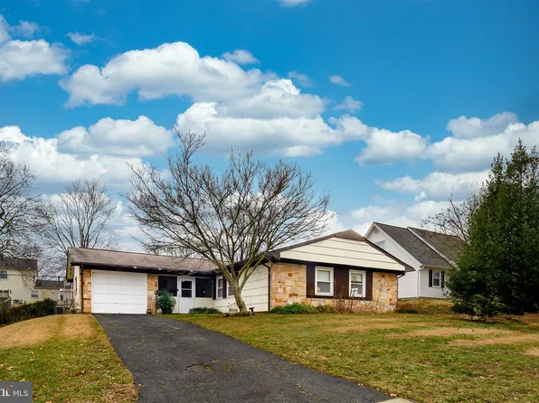 2723 Keystone Ln, Bowie, MD 20715