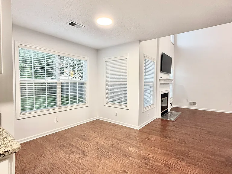 500 Wellington Gardens Dr — Photo 11