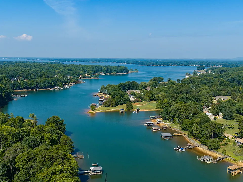 Overlook Lake Norman