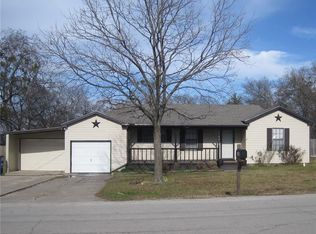 3010 Poplar St, Greenville, TX 75402