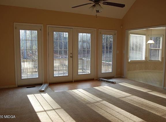 4th image of 141 Savannah Dr
