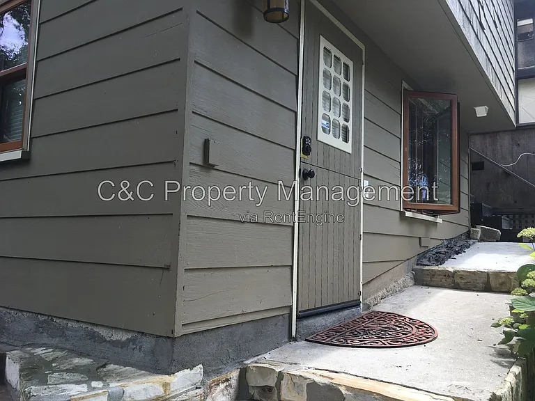 3 Dolores St — Photo 2