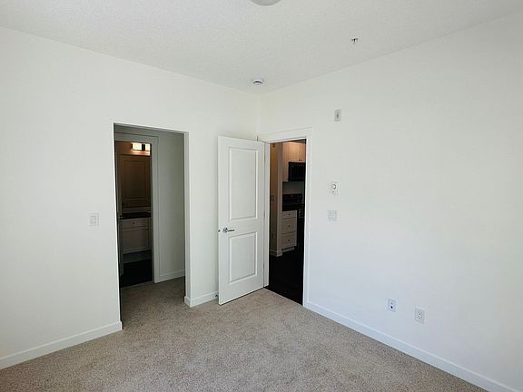 5th image of 15777 85th Ave #207