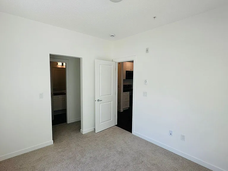 15777 85th Ave #207 — Photo 5