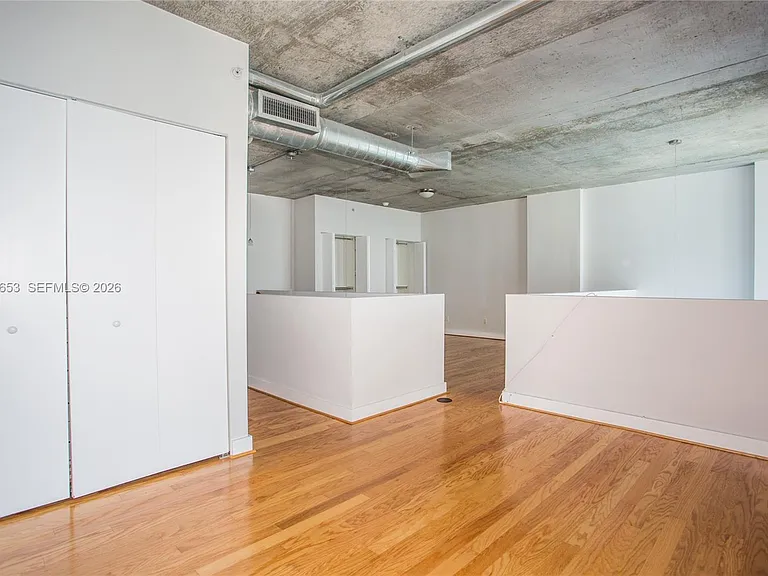 690 SW 1st Ct #Penthouse I20 — Photo 6