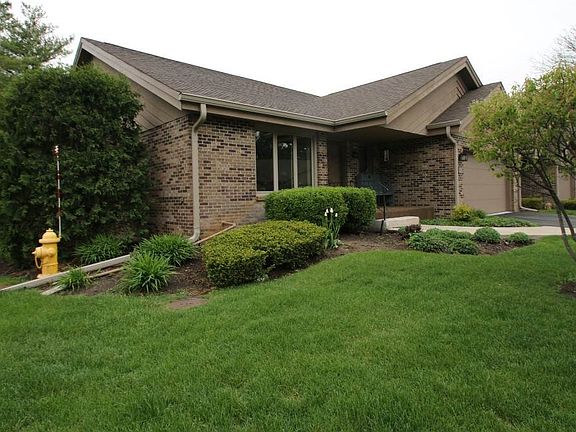 4th image of 5901 Churchview Dr #V