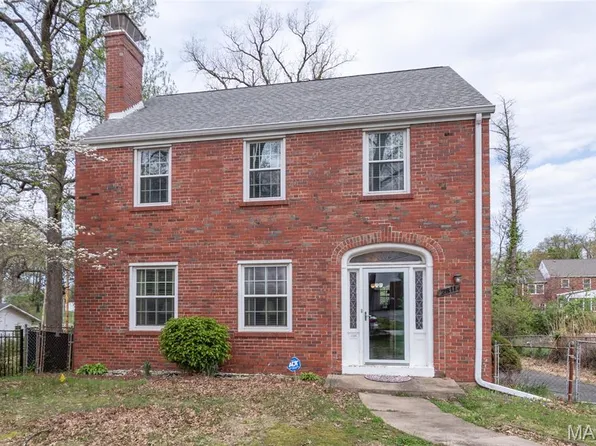 2811 Moniteau Dr, Saint Louis, MO 63121