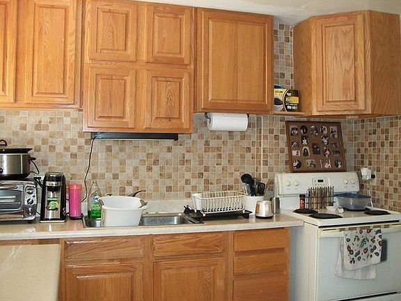4th image of 1216 Bellevue Blvd