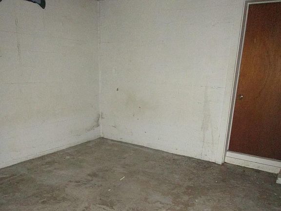 5th image of 1321 S Gordon Ave