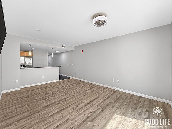 4th image of 1150 J St Unit 523