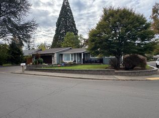 8675 SW 75th Ave, Portland, OR 97223