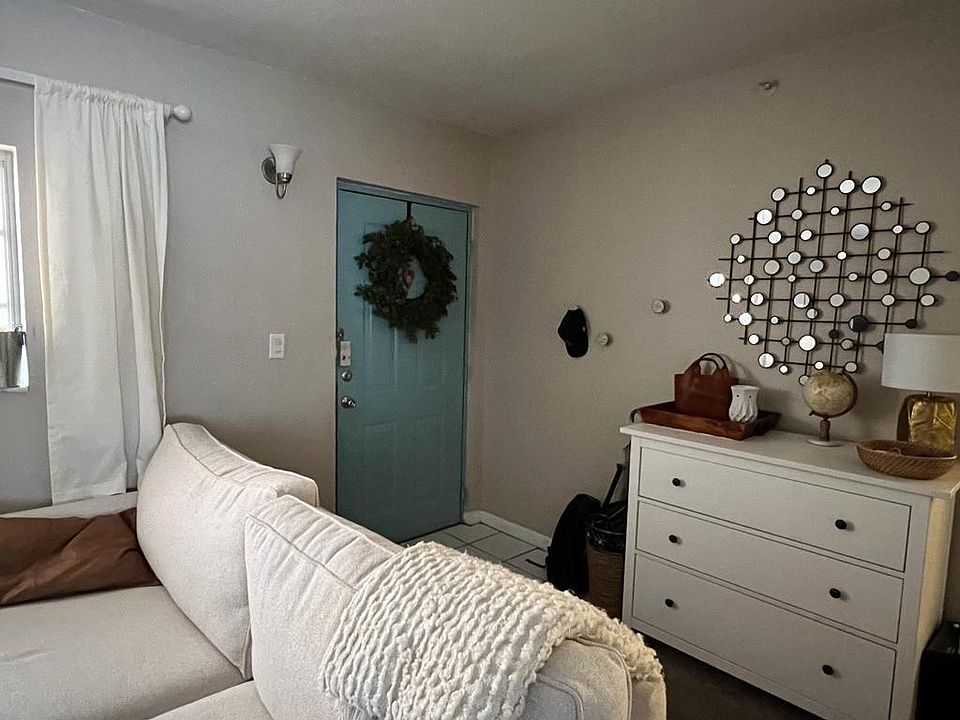 Entry way