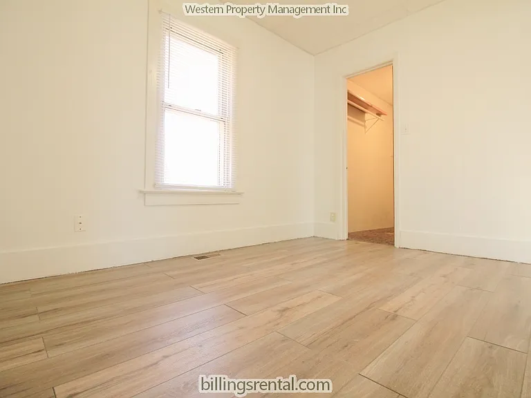 1042 N 24th St — Photo 5