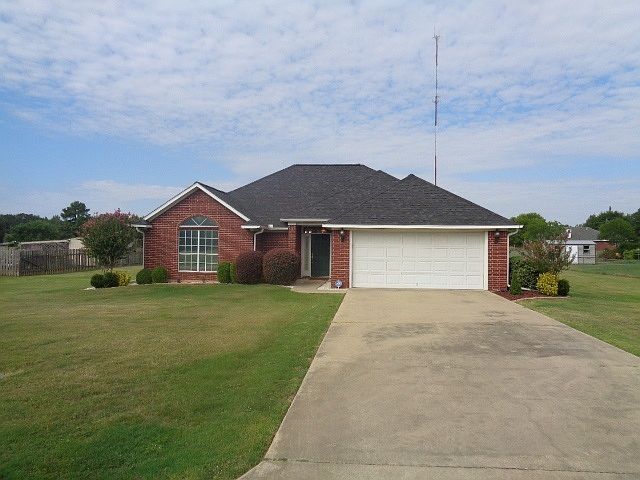 1st image of 22 Hunnington Dr
