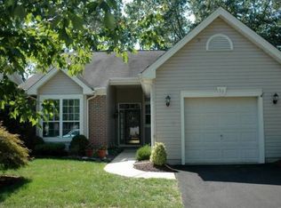 53 Symphony Ave, Bayville, NJ 08721