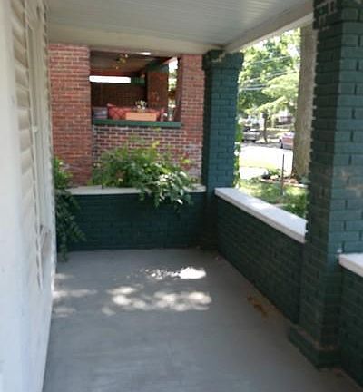 4th image of 1101 Bates St SE