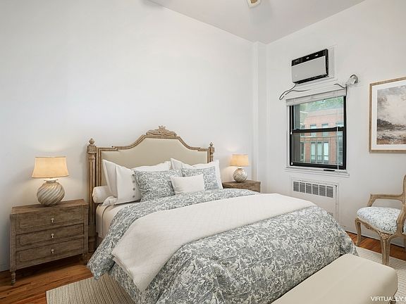 4th image of 360 W 21st St APT 4C