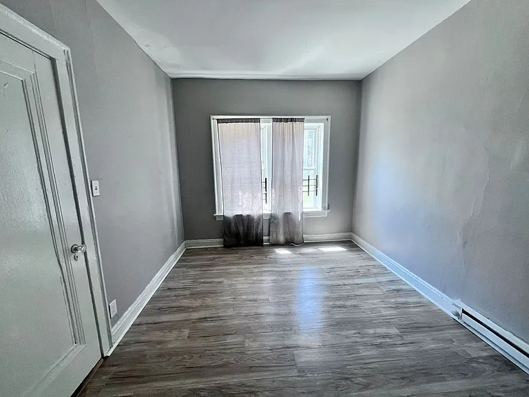 848 Linn Dr — Photo 7