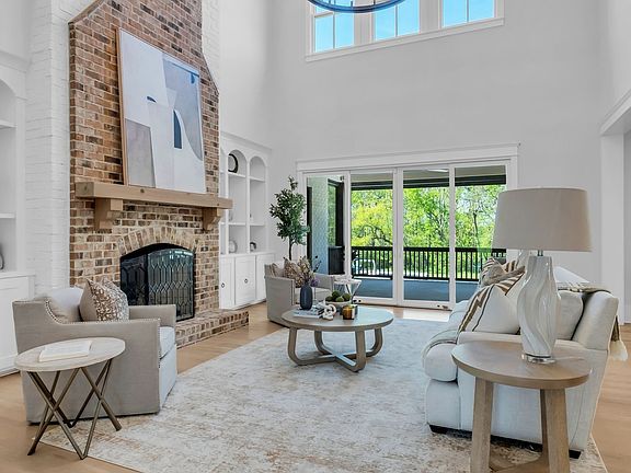 17th image of 5026 Hilltop Ln