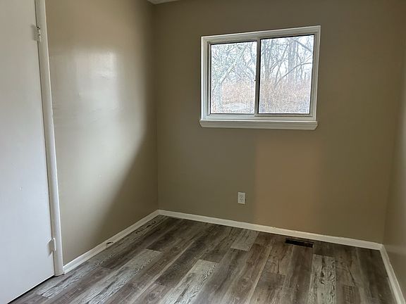 5th image of 1130 Normdave Dr