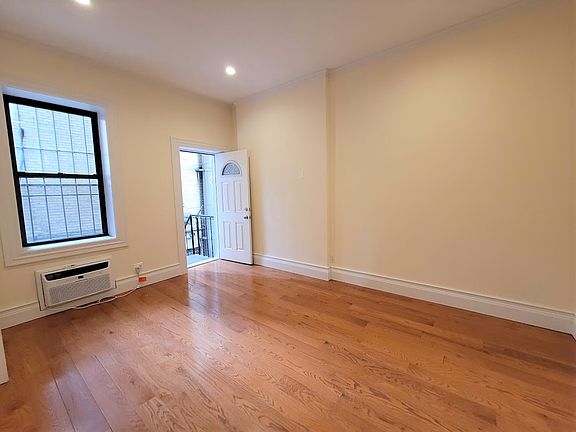 3rd image of 533 3rd Ave #1Z