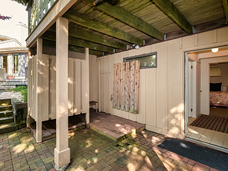 16 Bryan Rd — Photo 28