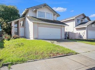 390 Zachary Dr, Vacaville, CA 95687