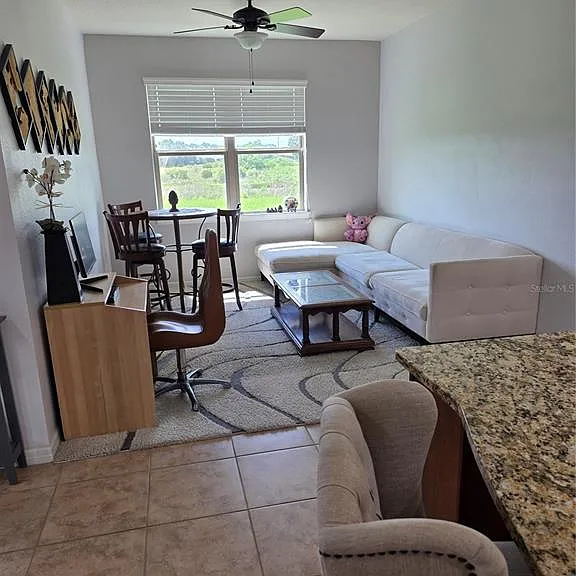 576 Cantabria Dr — Photo 8