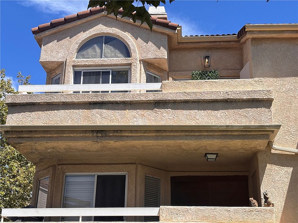 1st image of 19834 Sandpiper Pl