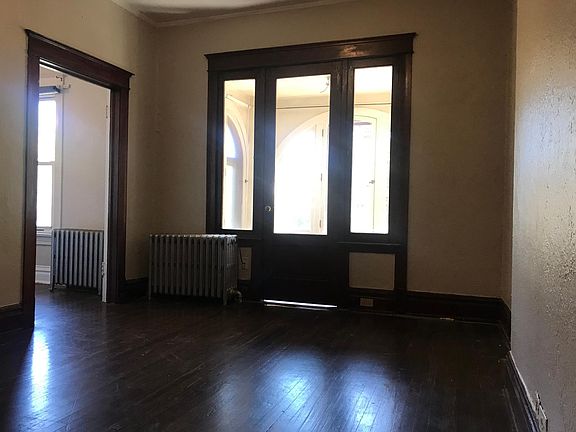 2nd image of 1607 N Gilpin St APT 6