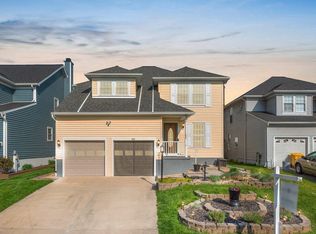 8211 Deerbrooke Ct, Pasadena, MD 21122