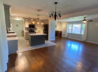 920 Adkins Dr, Rainelle, WV 25962