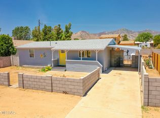 10226 S Sandstone Dr, Hereford, AZ 85615