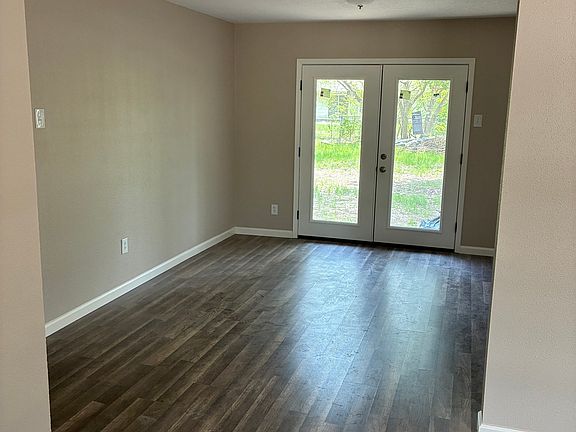 4th image of 4426 Desert View Dr