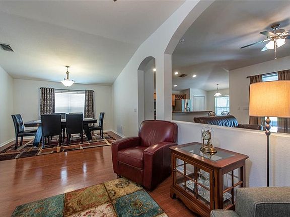 5th image of 6116 Gannetdale Dr