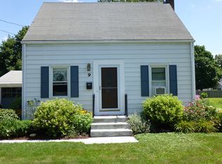 9 Fern St, Windsor Locks, CT 06096